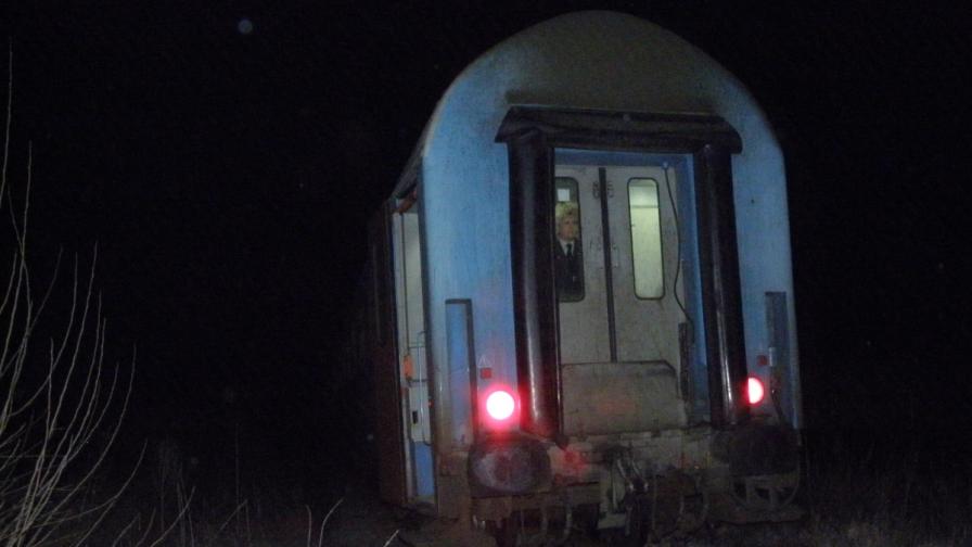 Човек е прегазен от бързия влак София-Кулата край Дупница