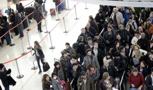 САЩ: Проблем с полетите след срив в система за сигурност