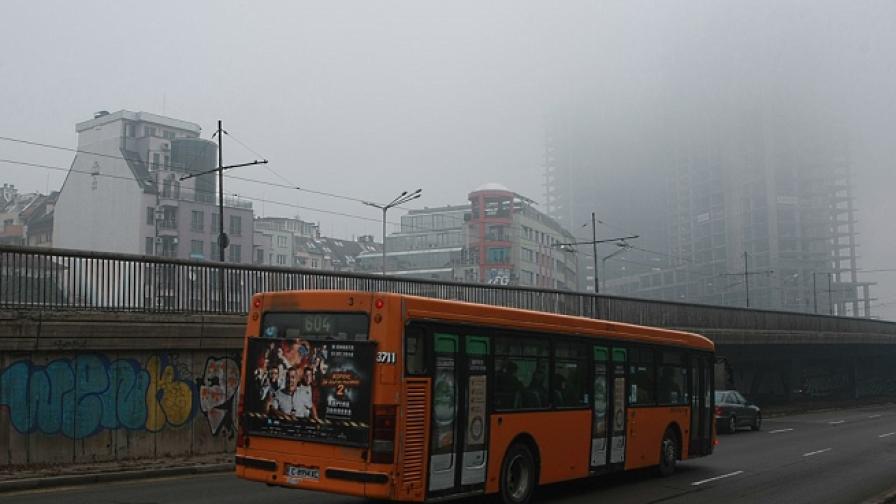 Заради мъглите: Опасно мръсен въздух в 18 града