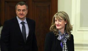 Министърът на правосъдието Зинаида Златанова и колегата ѝ от вътрешното ведомство Цветлин Йовчев