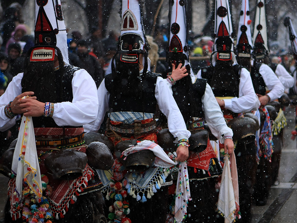 Международен фестивал на маскарадните игри, "Сурва 2014" гр. Перник