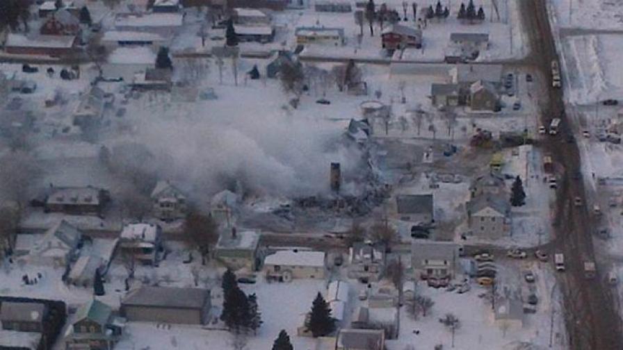 Канадският старчески дом пламнал от незагасена цигара