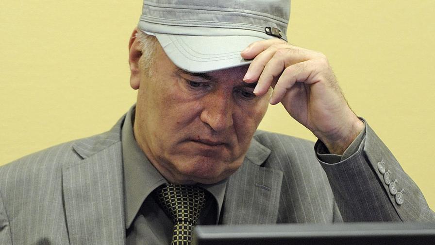Ратко Младич отказа да свидетелства в полза на Радован Караджич