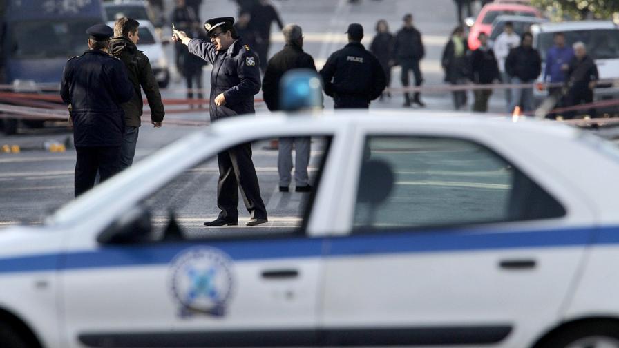 В Атина провеждат антитерористична операция