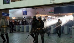 Седем ранени при безредици в Рио де Жанейро