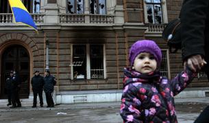 Мирни протести в Босна след насилствените демонстрации