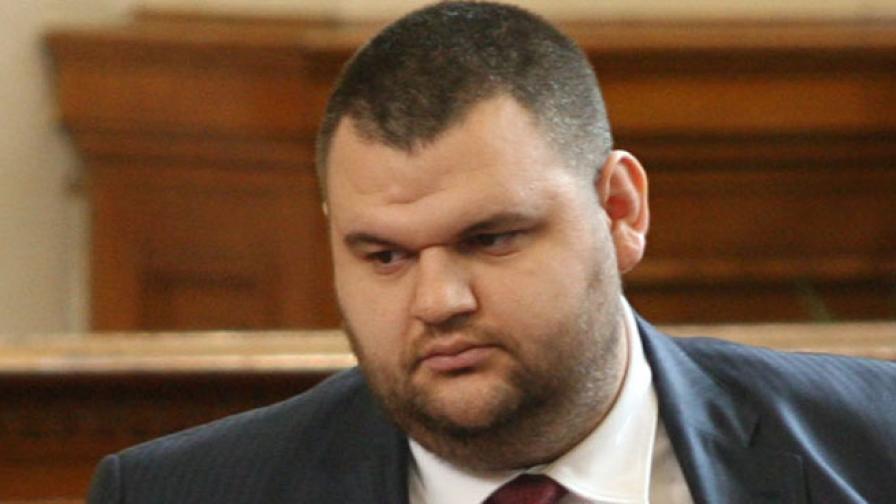 Прокуратурата призна, че няма доказателства по разследването за покушение срещу Пеевски
