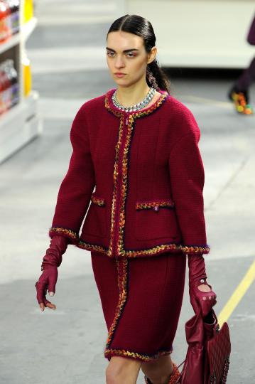 Представяне на колекцията на Chanel за сезон есен/зима 2014-2015 по време на Седмицата на модата в Париж