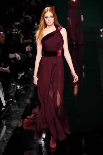 Представяне на колекцията на Elie Saab за сезон есен/зима 2014-2015 по време на Седмицата на модата в Париж