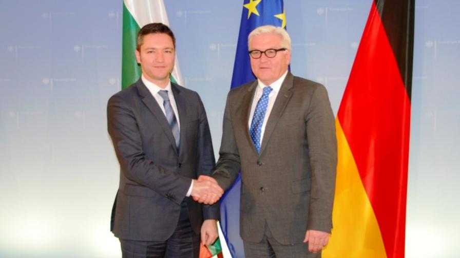 Външният министър Кристиaн Вигенин и германският му колега д-р Франк-Валтер Щайнмайер