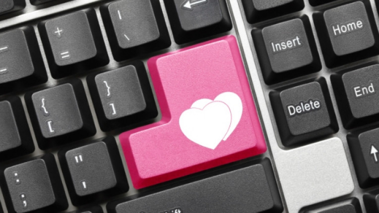 любов enter бутон клавиатура