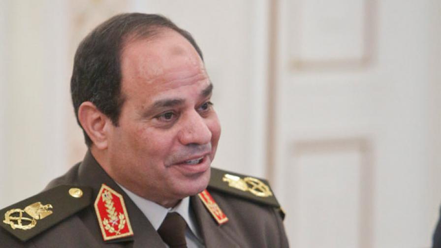Египетският министър на отбраната подаде оставка, готви се за президент