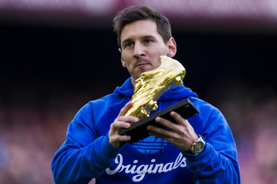 Меси посвети Златната обувка на съотборниците си в Барселона1