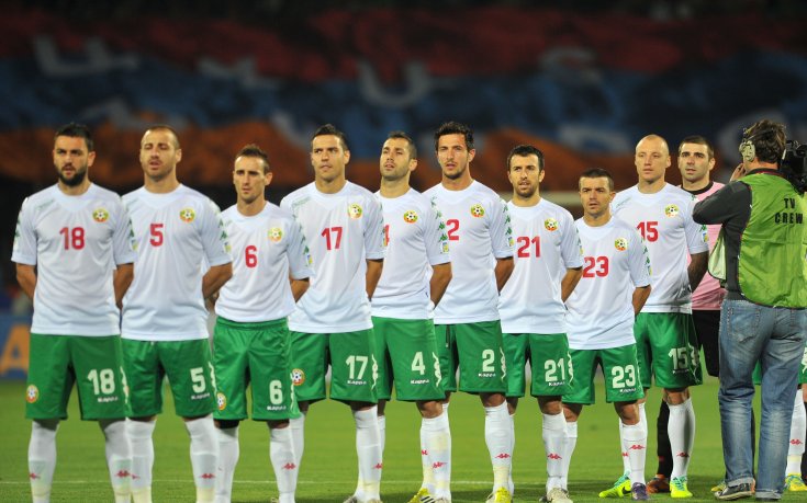 Неравна битка в Армения остави България да чака чудо за Мондиал 2014