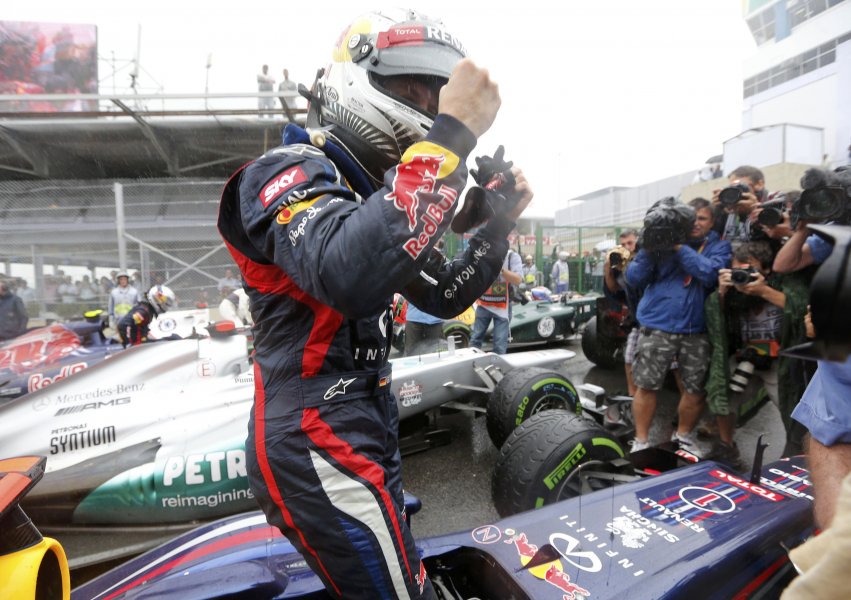 Фетел е кралят на Формула 1 за трети пореден път1