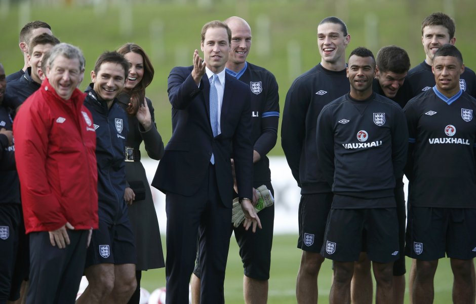 Дукеса Кейт и принц Уилям при английските национали1