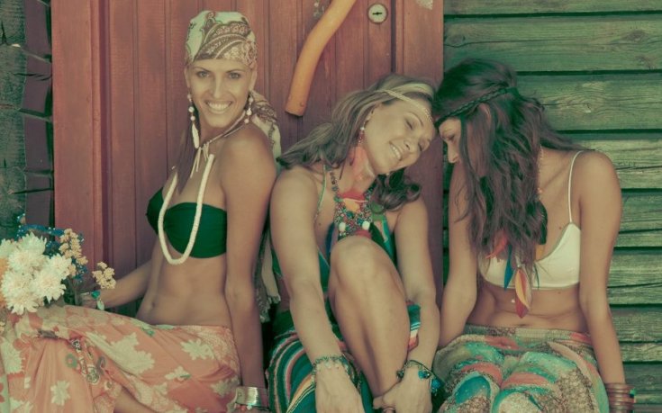 Три спортни красавици станаха модели на бижута