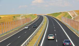 Терзиева пред „Стандарт“: Няма да има тапи до морето