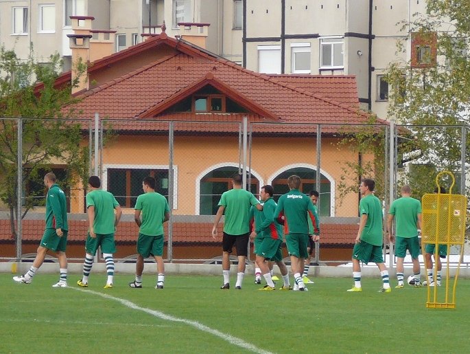 Първата тренировка на националния отбор на България преди мача с1