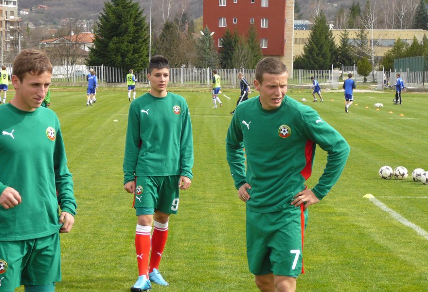 Националният отбор на България до 19 години тренира в Правец1