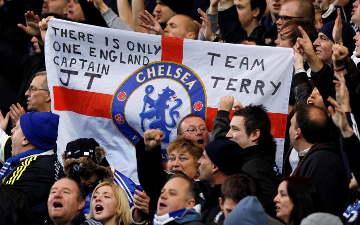 Феновете застанаха зад Джон Тери, Челси разби Арсенал