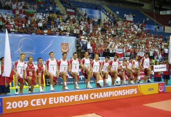 В Измир черната котка за българските волейболисти националният отбор на1