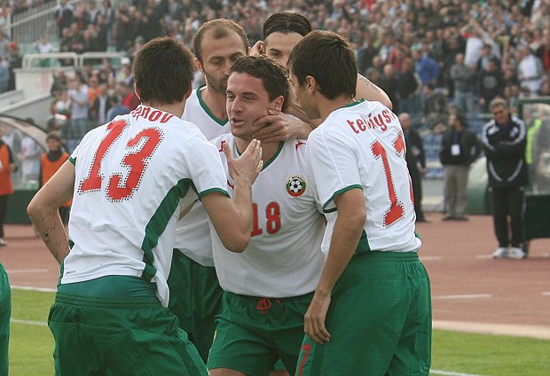 Отново в играта България победи Кипър с 2 01