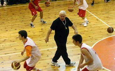 Пини Гершон учи младите ни таланти