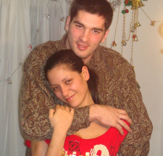 Станислав Славейков и приятелката му Цвета баскетбол1