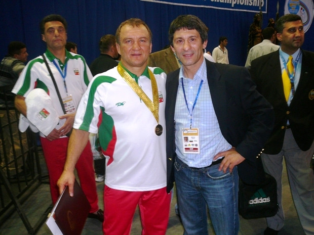 Треньорът на Станка Златева Симеон Щерев и президентът на федерацията1