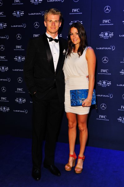 Нико Хълкенберг и приятелката му Лаура1