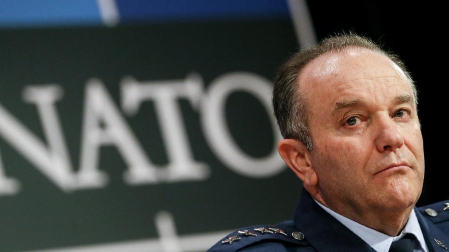 Генерал от НАТО: Ако реши, Русия може да нападне Украйна в рамките на дни