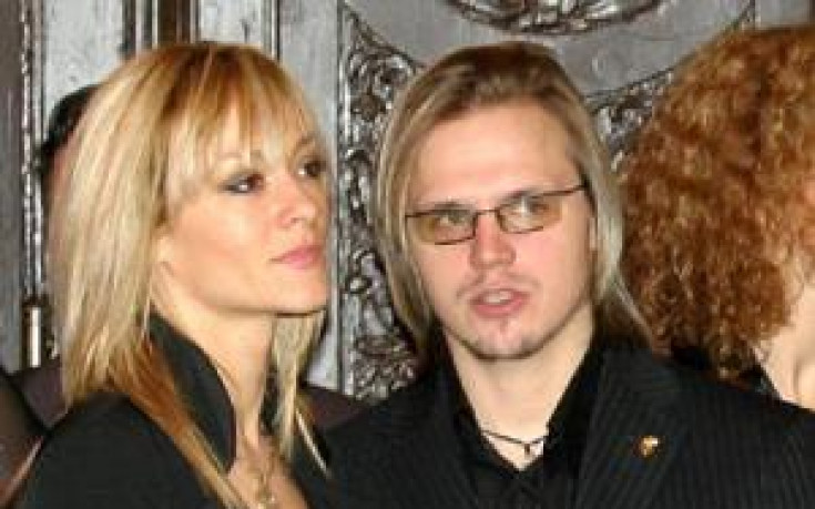 Удар в мантинелата