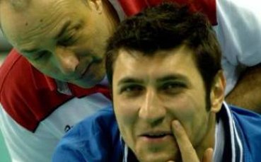 Симеонов: „Има нещо гнило в Италия! Искам Казийски тук”