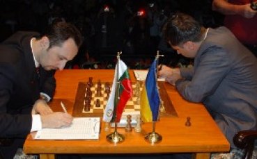 Топалов с реми срещу Леко