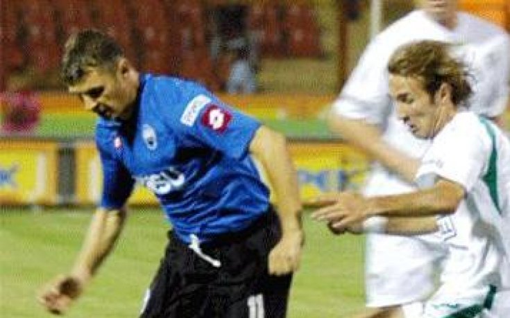 Лазаров вкарва, Ерджиеш бие