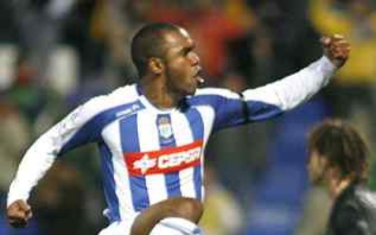 Понгол се закани на Барса