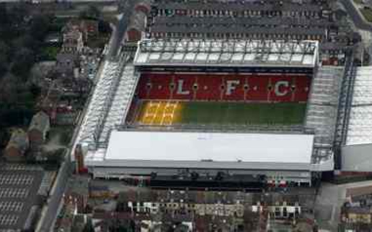 Рафа Бенитез подкрепи преразглеждането на идеята за нов стадион