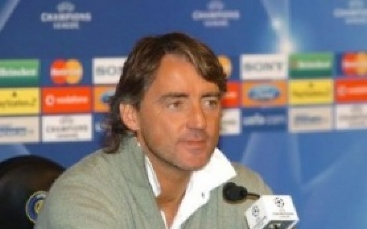 Манчини: Още не съм продължил договора си