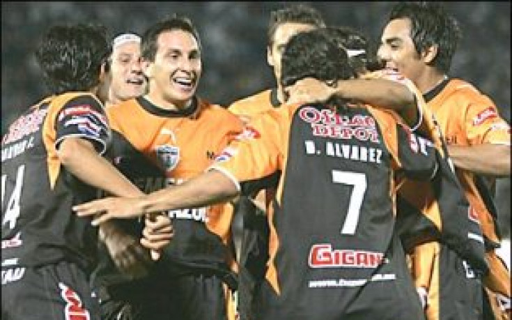 Откраднаха екипа, парите и Play Station на футболист