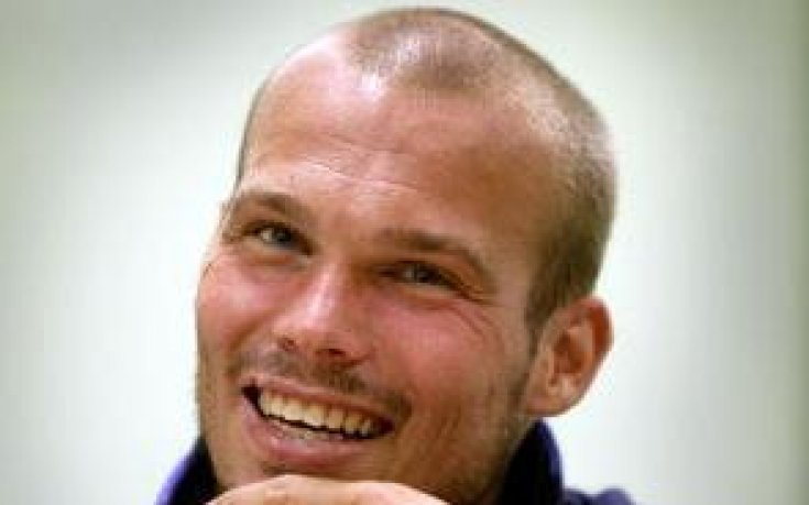 Голямата метла в Арсенал почва от Люнгберг