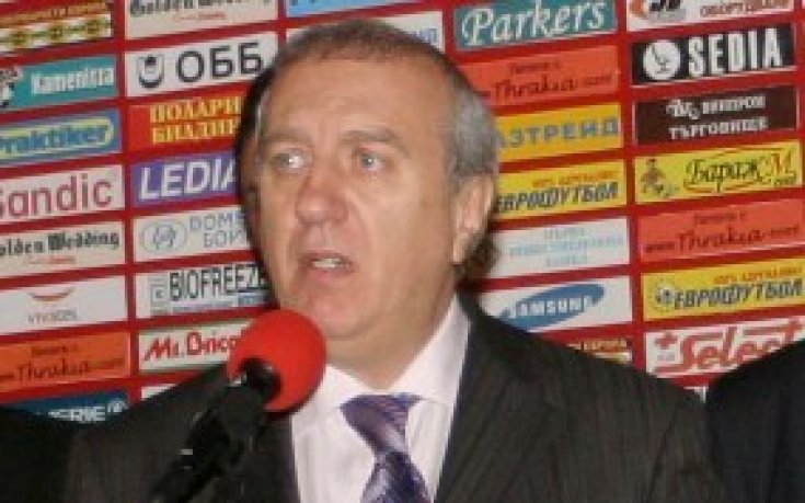 Александър Томов
