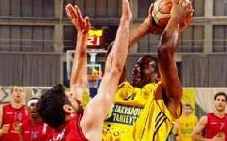 Теръл Касъл може да играе за Босна в евроквалификациите