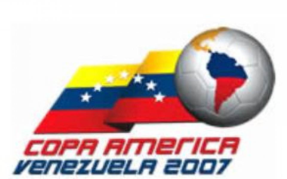 Боливия с 25 футболисти на Копа Америка