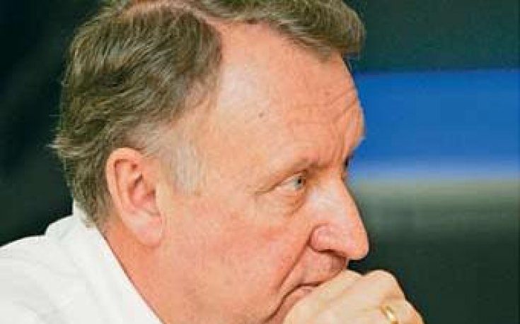 Бивш треньор на Левски бе уволнен