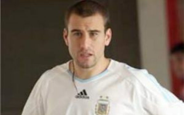 Венгер привлича Паласио