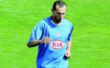 Атлетико се разделя с Петров, взима Куарешма и Шимао