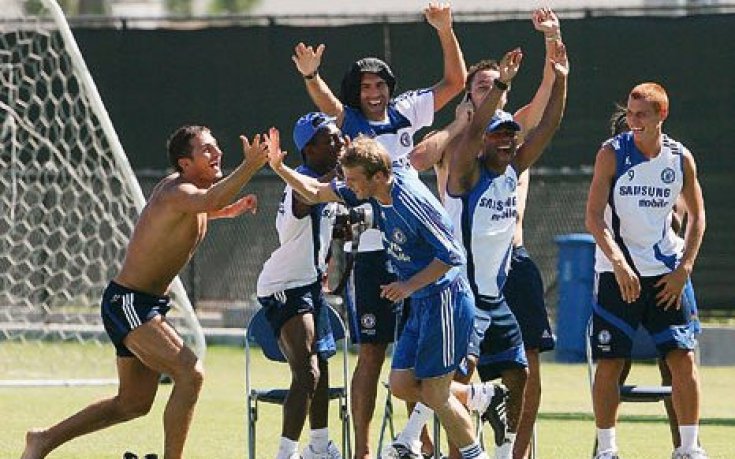 Жозе Моуриньо контузен, играе вратар