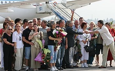 Медиците си дойдоха у нас, президентът ги помилва