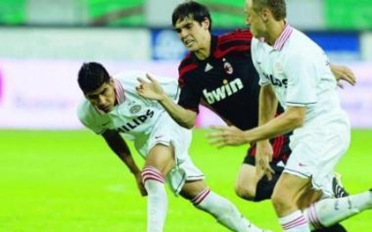 Кака остава в Милан до 2012 с увеличена заплата